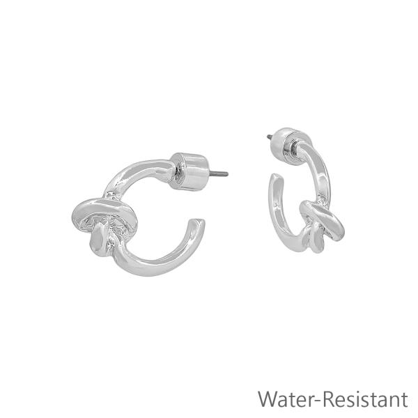 SMALL METAL KNOT ACCENT EARRING