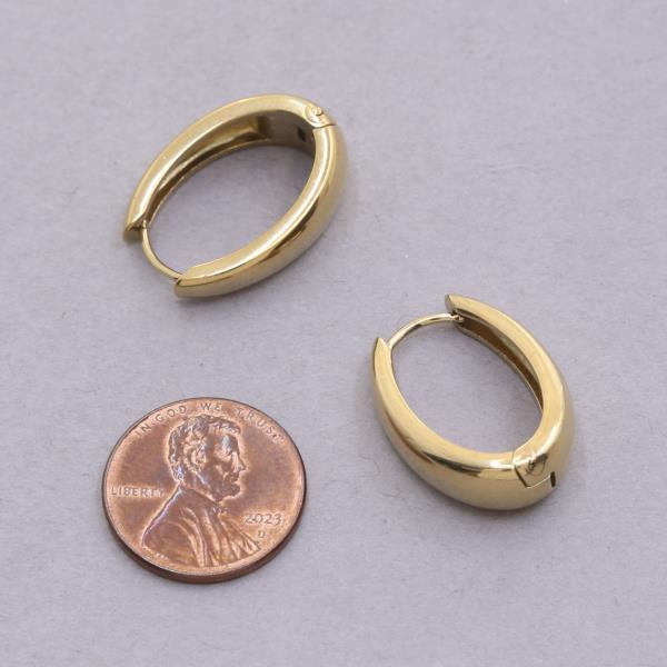 OVAL STAINLESS STEEL HOOP EARRING