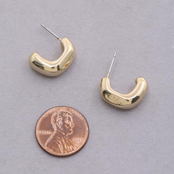SODAJO SQUARE SHAPE OPEN HOOP GOLD DIPPED EARRING