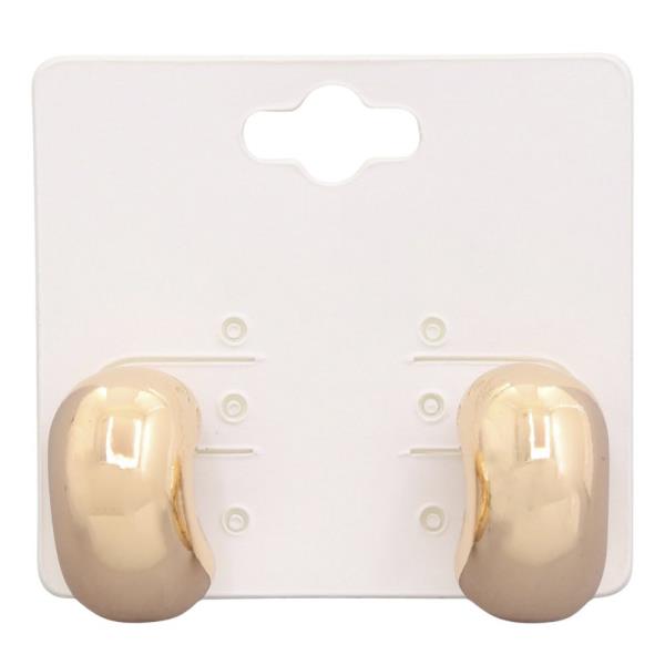 CURVE METAL HOOP EARRING