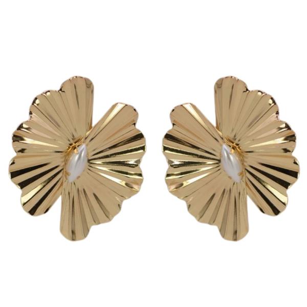 OVERSIZED METAL FLOWER PEARL BEAD EARRING
