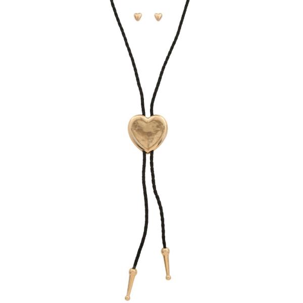 HEART SHAPE METAL PENDANT NECKLACE