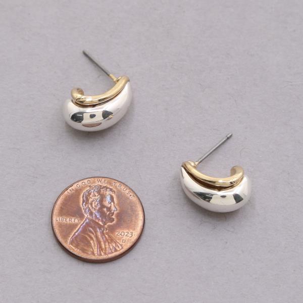 TWO TONE TEARDROP METAL EARRING