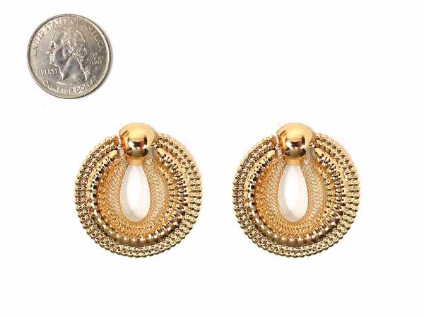 TEXTURED METAL ROUND STUD EARRING