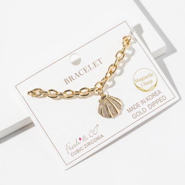 GOLD DIPPED CUBIC ZIRCONIA CHAIN LINK SHELL PENDANT BRACELET