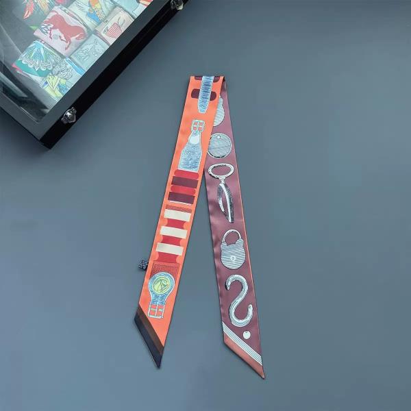 LOCK BAG BELT ICON PRINT SILKY TWILLY SCARF