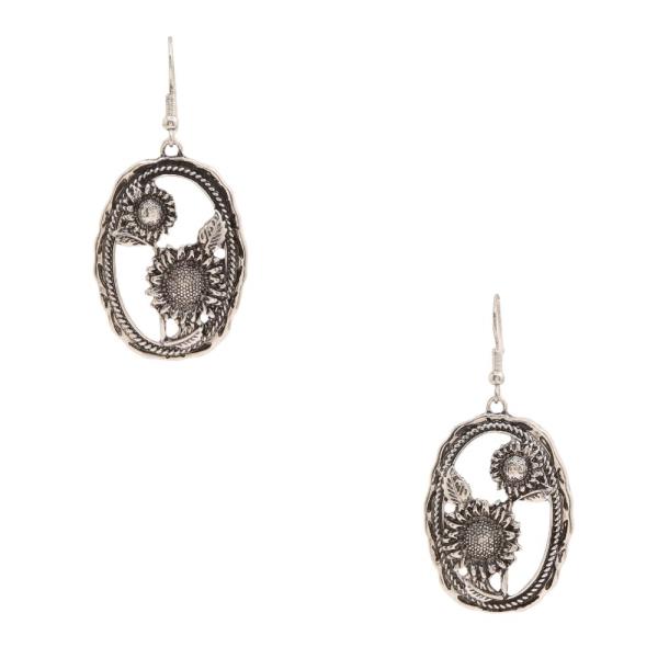DOUBLE FLOWER OVAL METAL DANGLE EARRING