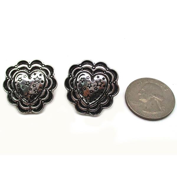 WESTERN HEART SHAPE POST EARRING