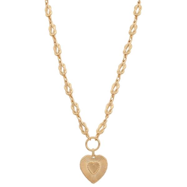 HEART PENDANT METAL NECKLACE