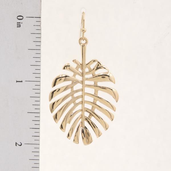LEAF METAL DANGLE EARRING