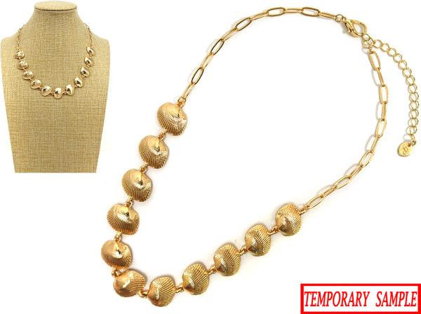 TEXTURED SEASHELL LINK METAL NECKLACE