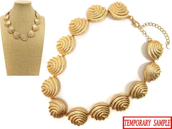 TEXTURED METAL LINK NECKLACE