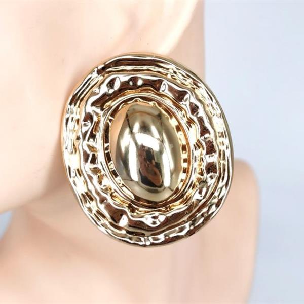 METAL OVAL STATEMENT EARRING
