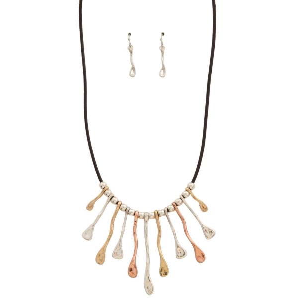 MULTI COLOR METAL BAR NECKLACE