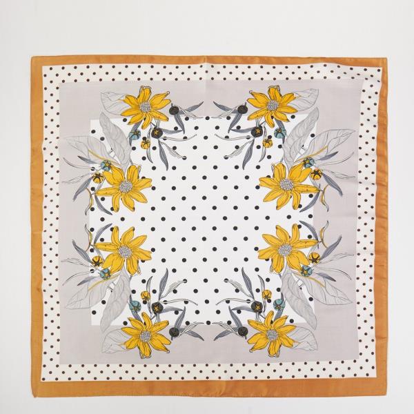 DOTTED DAISY PRINT BANDANA