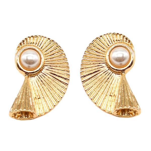 TEXTURED SHELL SHAPE PEARL POST EARRING