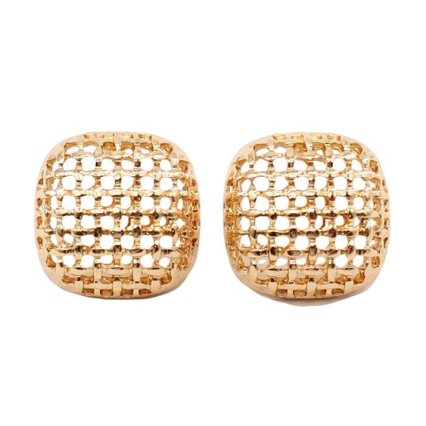 SQUARE METAL EARRING