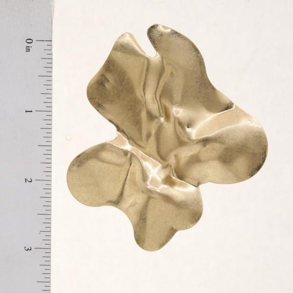 RUFFLE FLOWER METAL EARRING