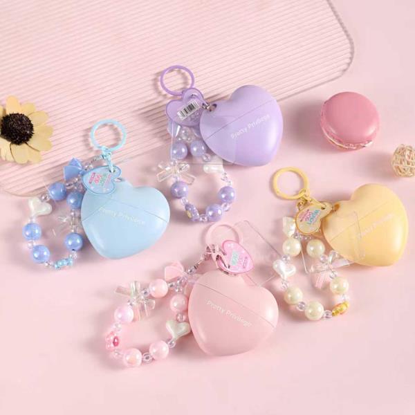 PRETTY PRIVILEGE HEART POP HAND CREAM SET