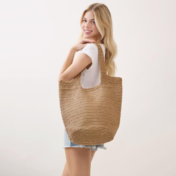 ROUND BOTTOM HANDMADE STRAP WOVEN STRAW TOTE BAG