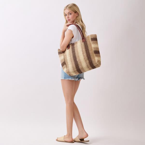 NATURAL BROWN MULTI COLOR STRIPE STRAW TOTE BAG