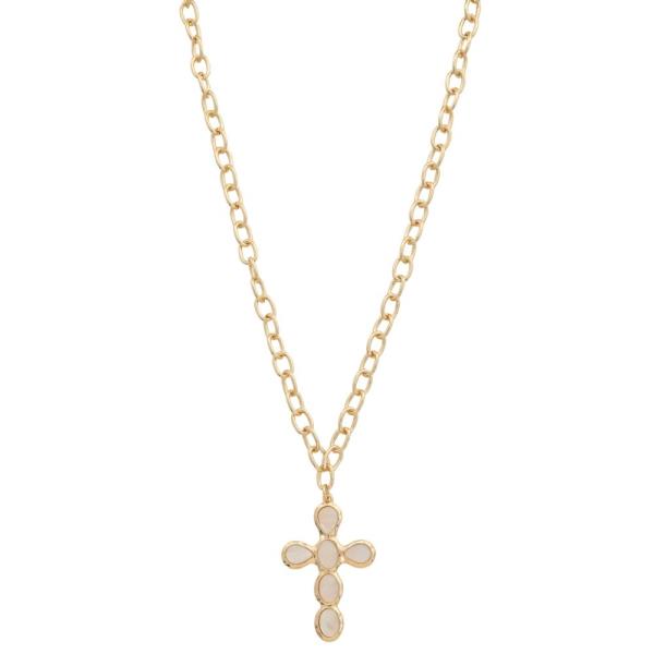 CROSS PENDANT OVAL LINK NECKLACE