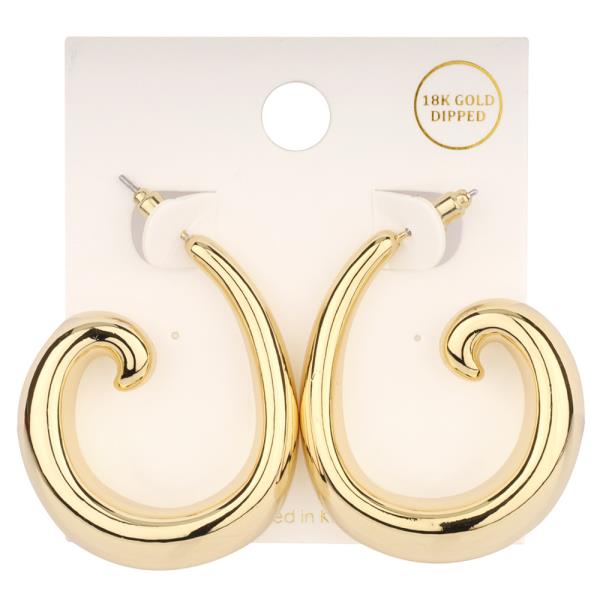 METAL HOOP EARRING