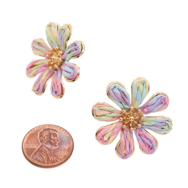 FLOWER RAFFIA EARRING