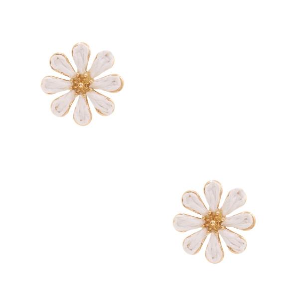 FLOWER RAFFIA EARRING