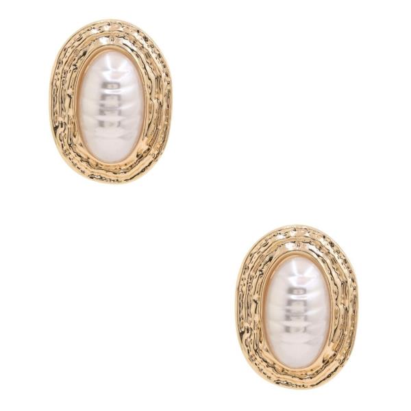 OVAL PEARL BEAD EARRING