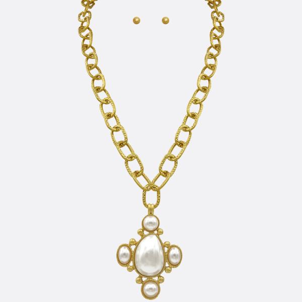 PEARL CROSS PENDANT CHAIN NECKLACE EARRING SET