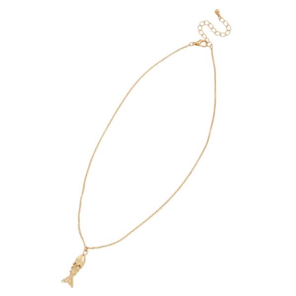 FISH CHARM METAL NECKLACE