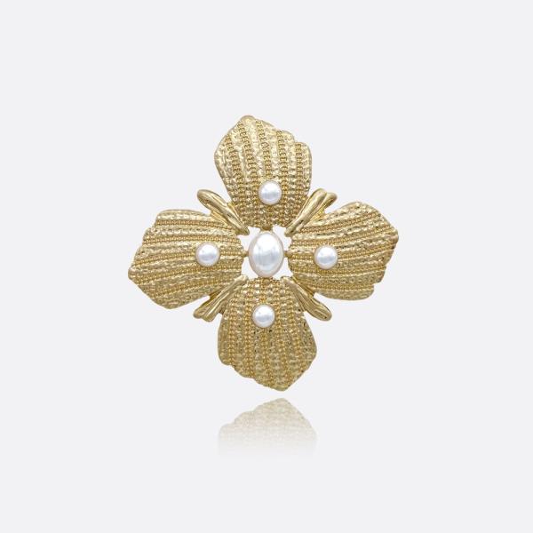 ARTISTIC FLOWER BROOCH