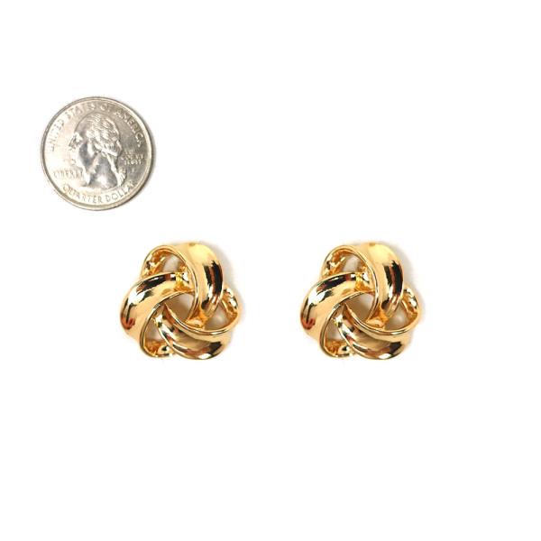 METAL KNOT STUD EARRING