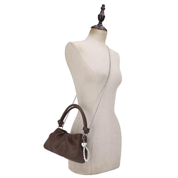 SMOOTH CROSSBODY BAG W KEYCHAIN