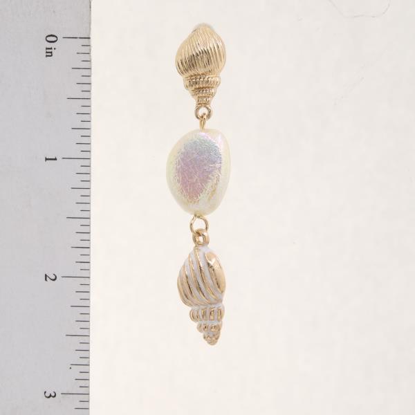 SEASHELL BEADED DANGLE EARRING