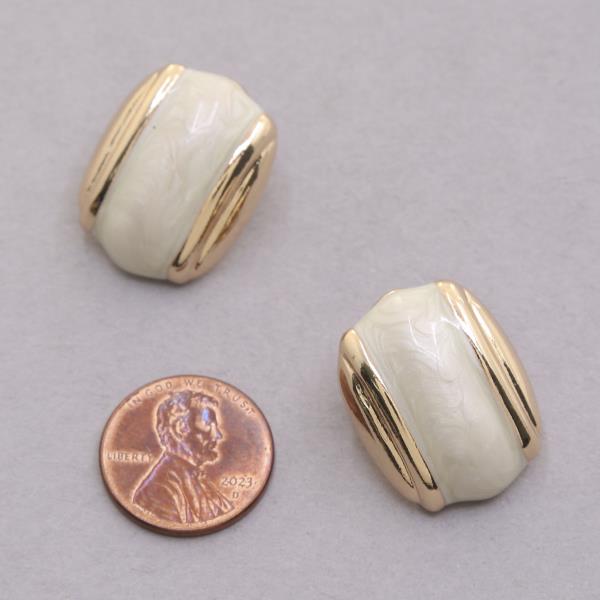 PEARL METAL EARRING