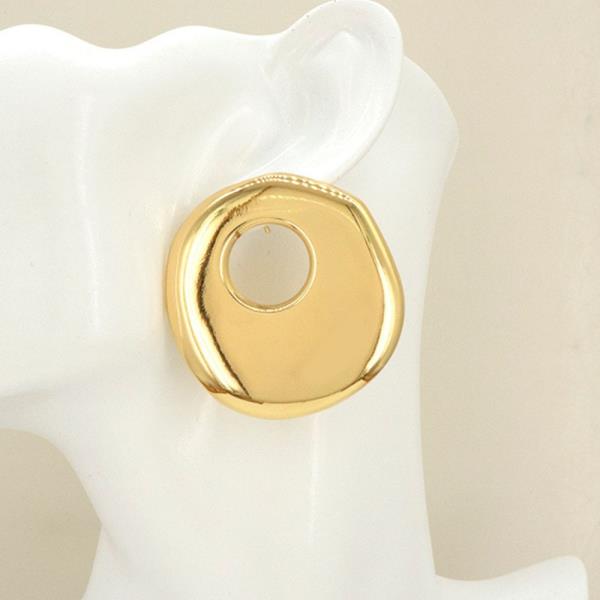 ROUND METAL EARRING