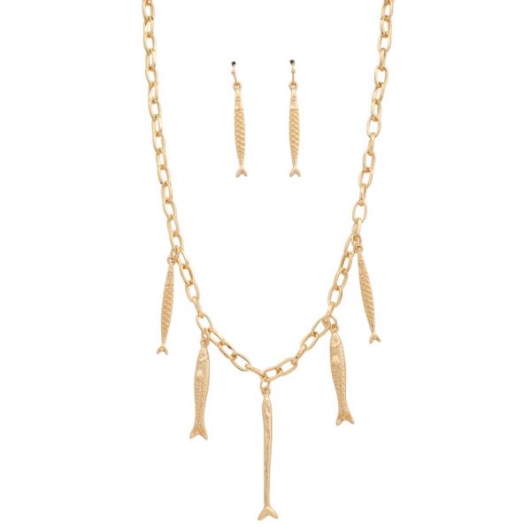 FISH METAL CHARM METAL NECKLACE