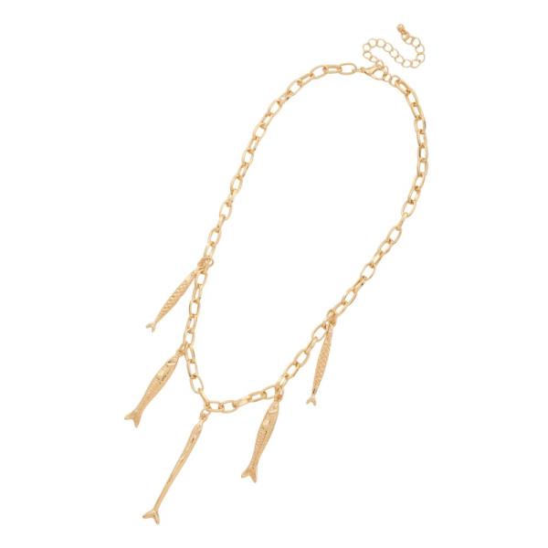 FISH METAL CHARM METAL NECKLACE