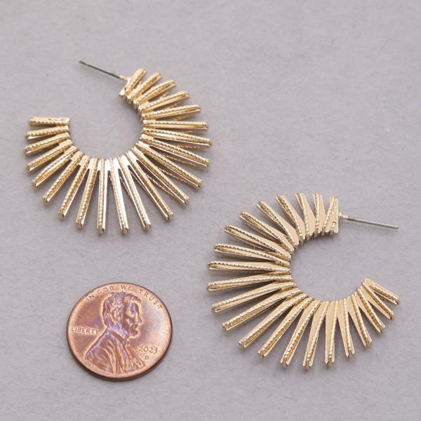 SPIKE METAL OPEN CIRCLE EARRING