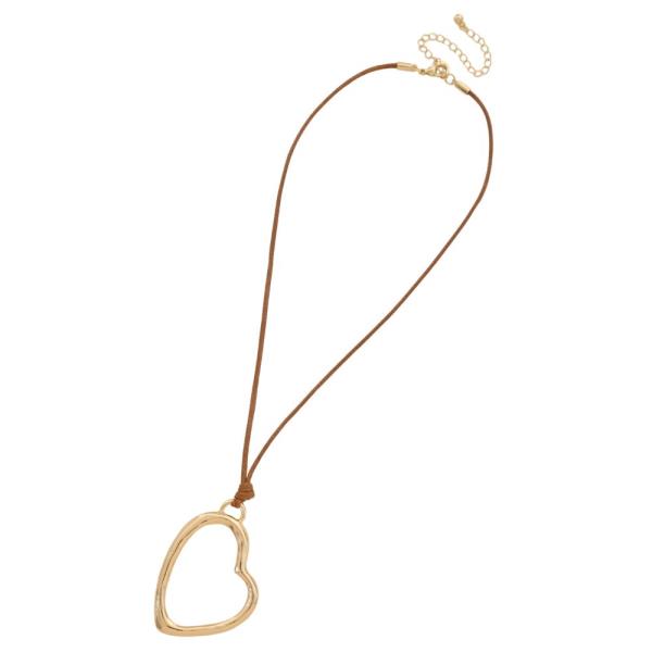 HEART PENDANT NECKLACE