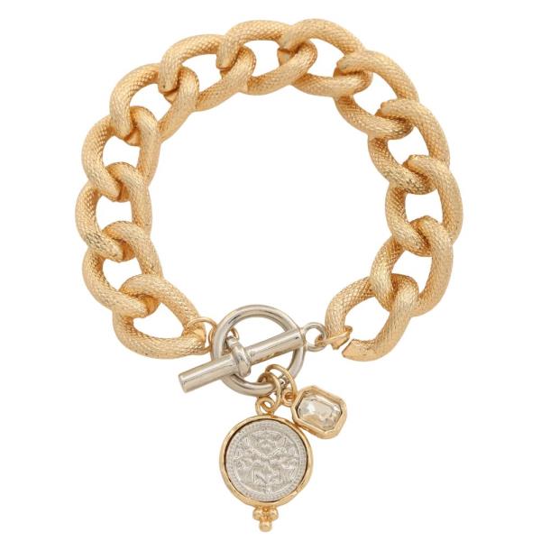 TWO TONE CIRCLE LINK TOGGLE CLASP BRACELET