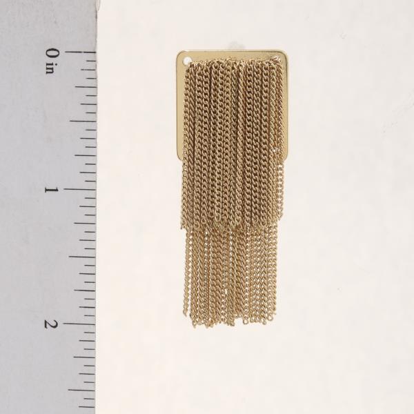 SODAJO CHAIN TASSEL METAL SQUARE EARRING
