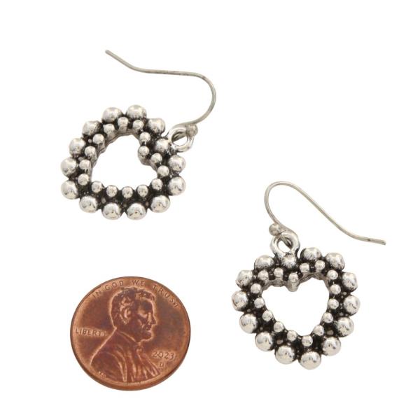 HEART METAL DANGLE EARRING