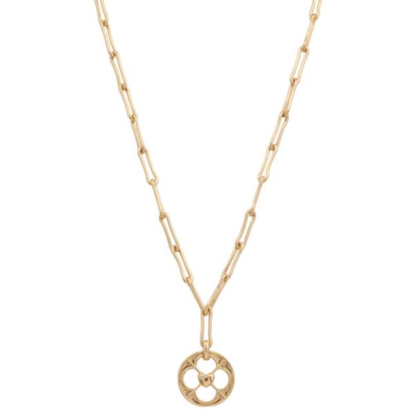 ROUND PENDANT HEART CENTER OVAL LINK METAL NECKLACE