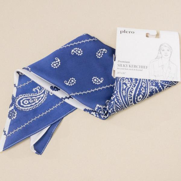 CLASSIC BANDANA PRINT SILKY SQUARE NECK SCARF