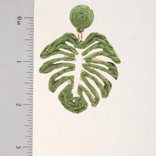 RAFFIA TROPICAL LEAF DANGLE EARRING