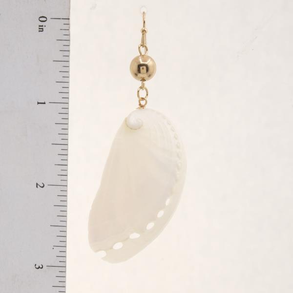 SEASHELL DANGLE EARRING