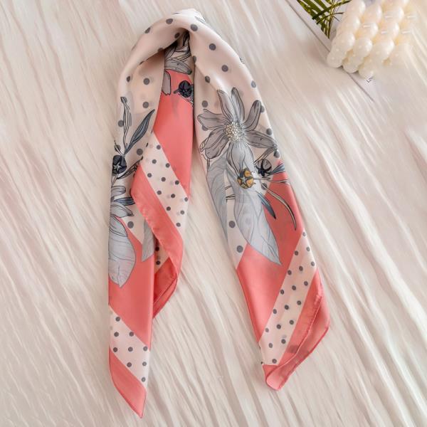 DELICATE BELLFLOWER PRINT BANDANA - SQUARE STYLE NECKWEAR